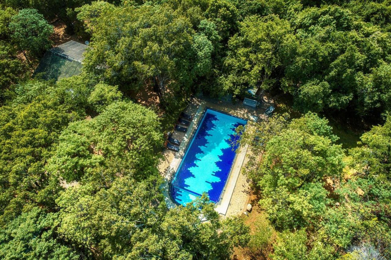 Jays Holiday Resort Habarana Exterior foto