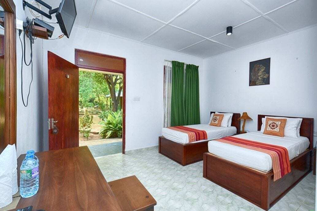 Jays Holiday Resort Habarana Exterior foto